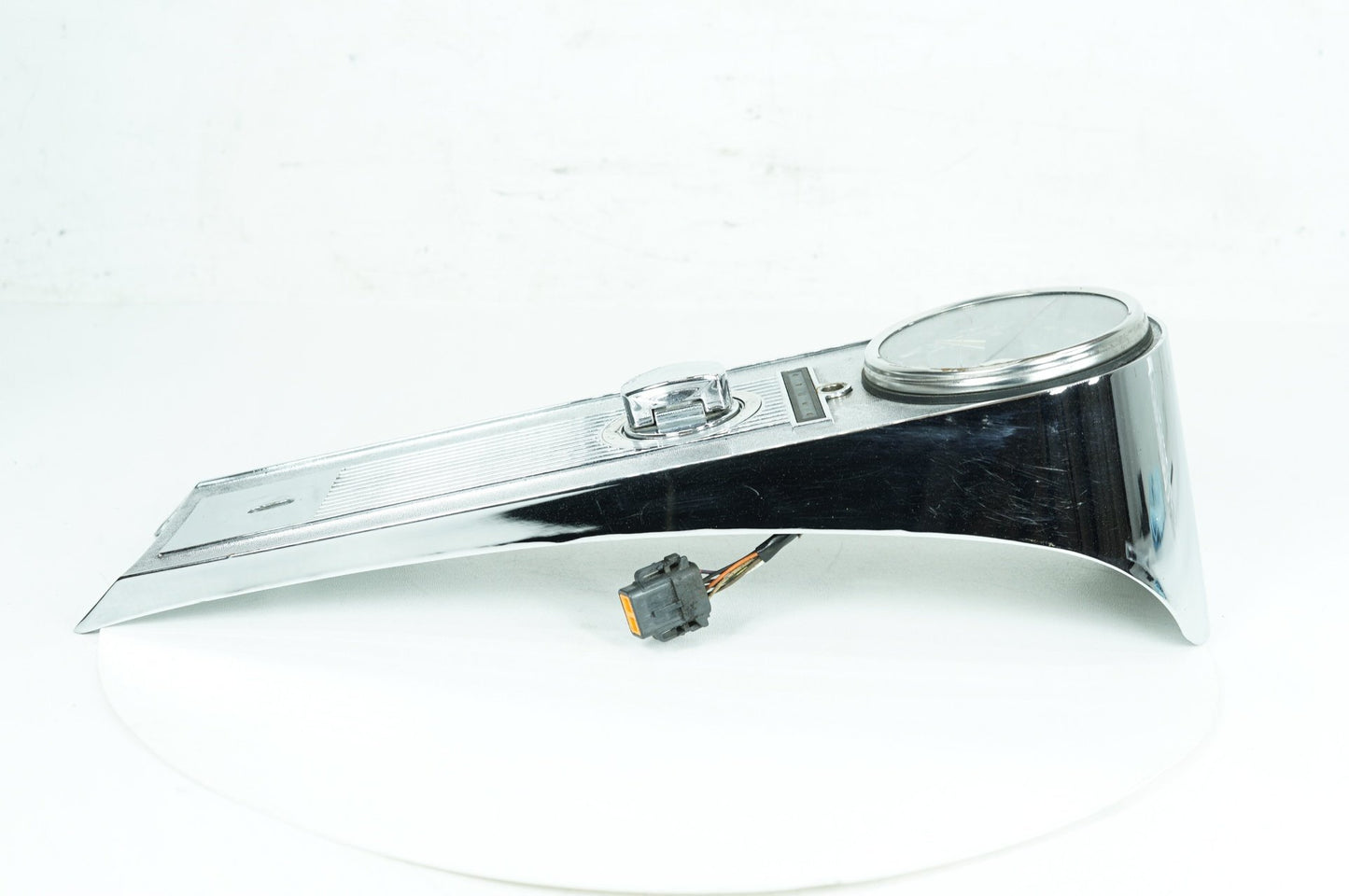1999 - 2006 Harley-Davidson Touring Road King Fuel Tank Dash Console Speedometer NOKey 60960-99