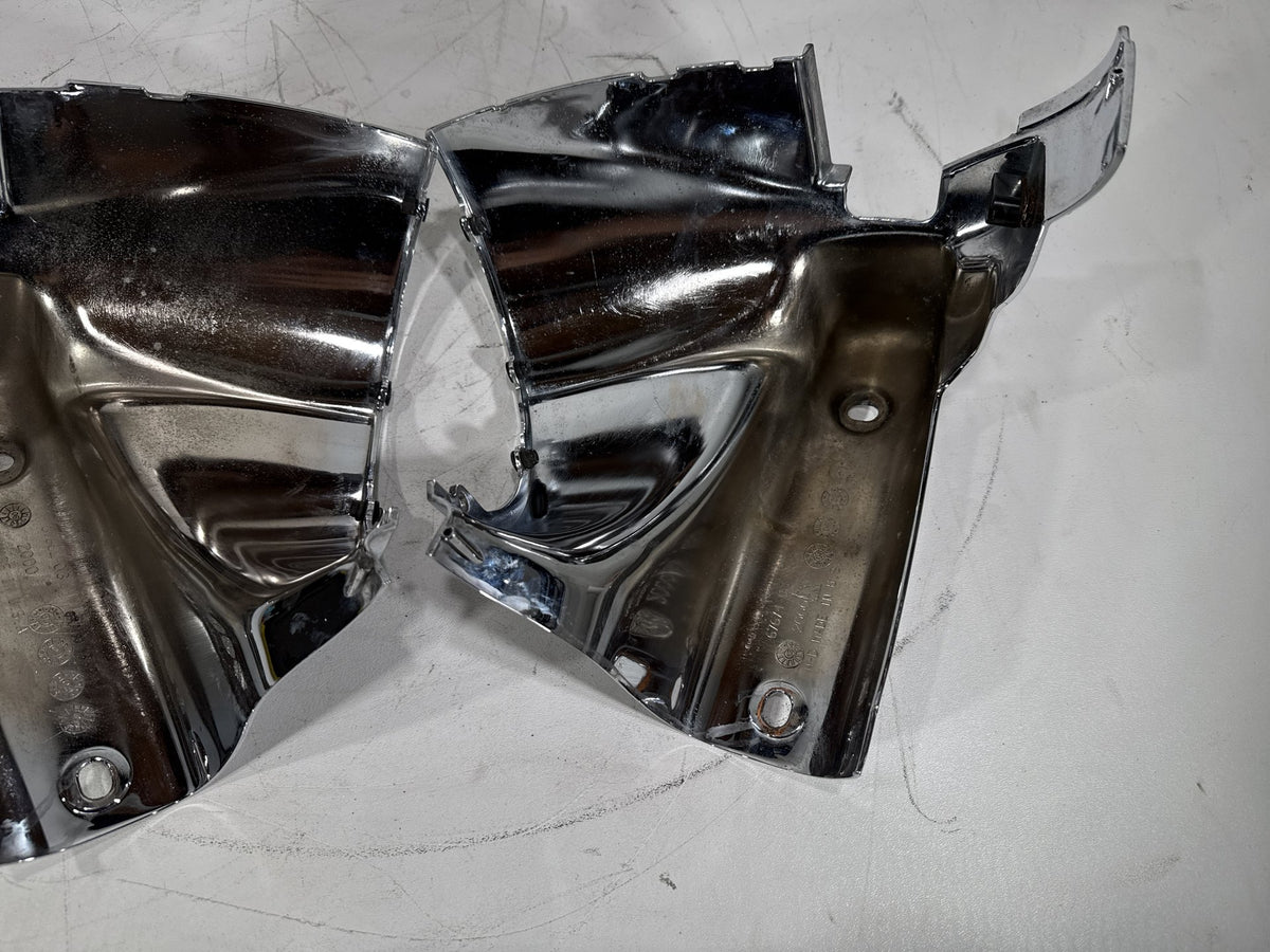 2006 Harley Road King Touring Custom OEM Left & Right Headlamp Nacelle Covers