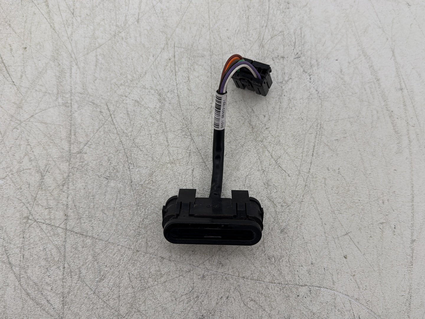 2007 Harley Touring FLHTC Electra Glide Classic OEM Dash Indicator Lamp Wire Plug 68789-96A
