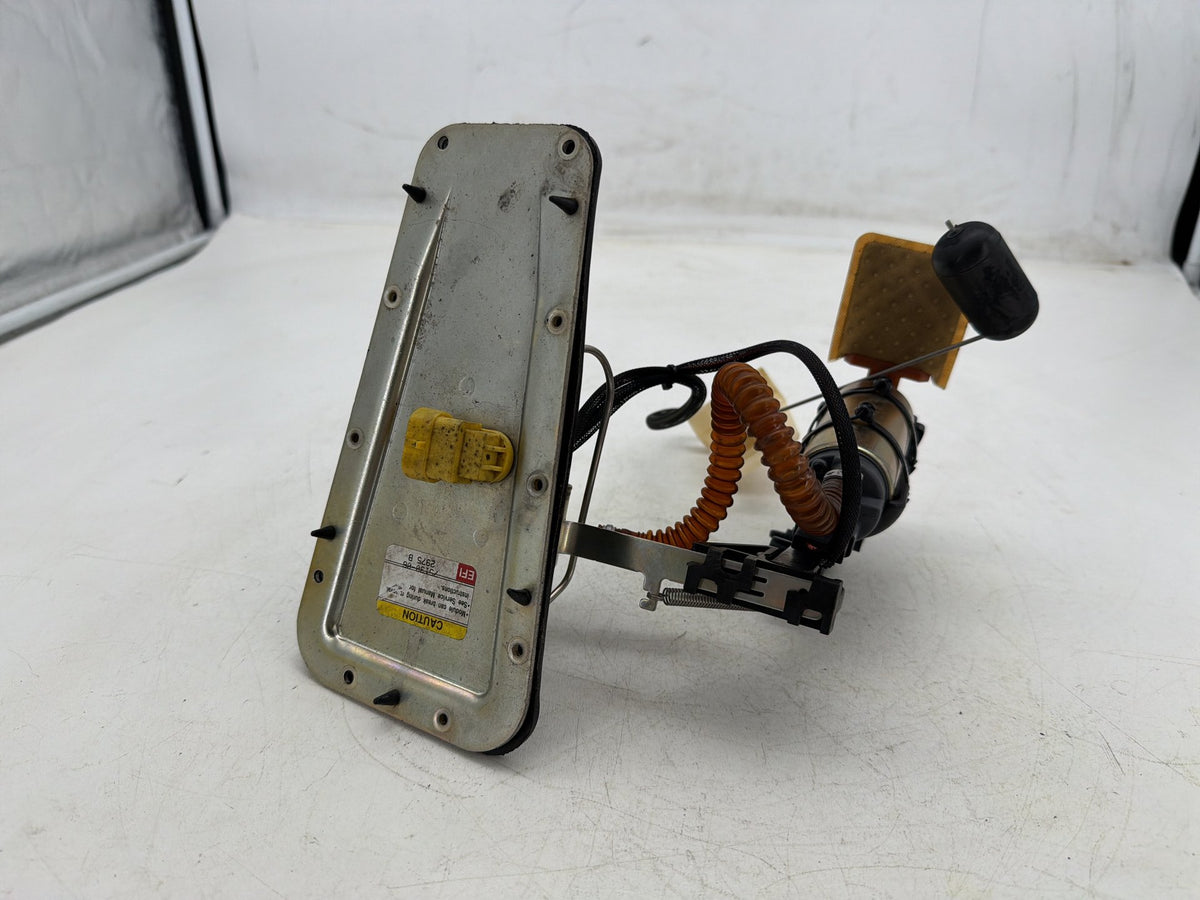 2006 Harley Softail Deuce FXSTDI OEM Fuel Pump Gas Gasoline Petrol Sending CARB