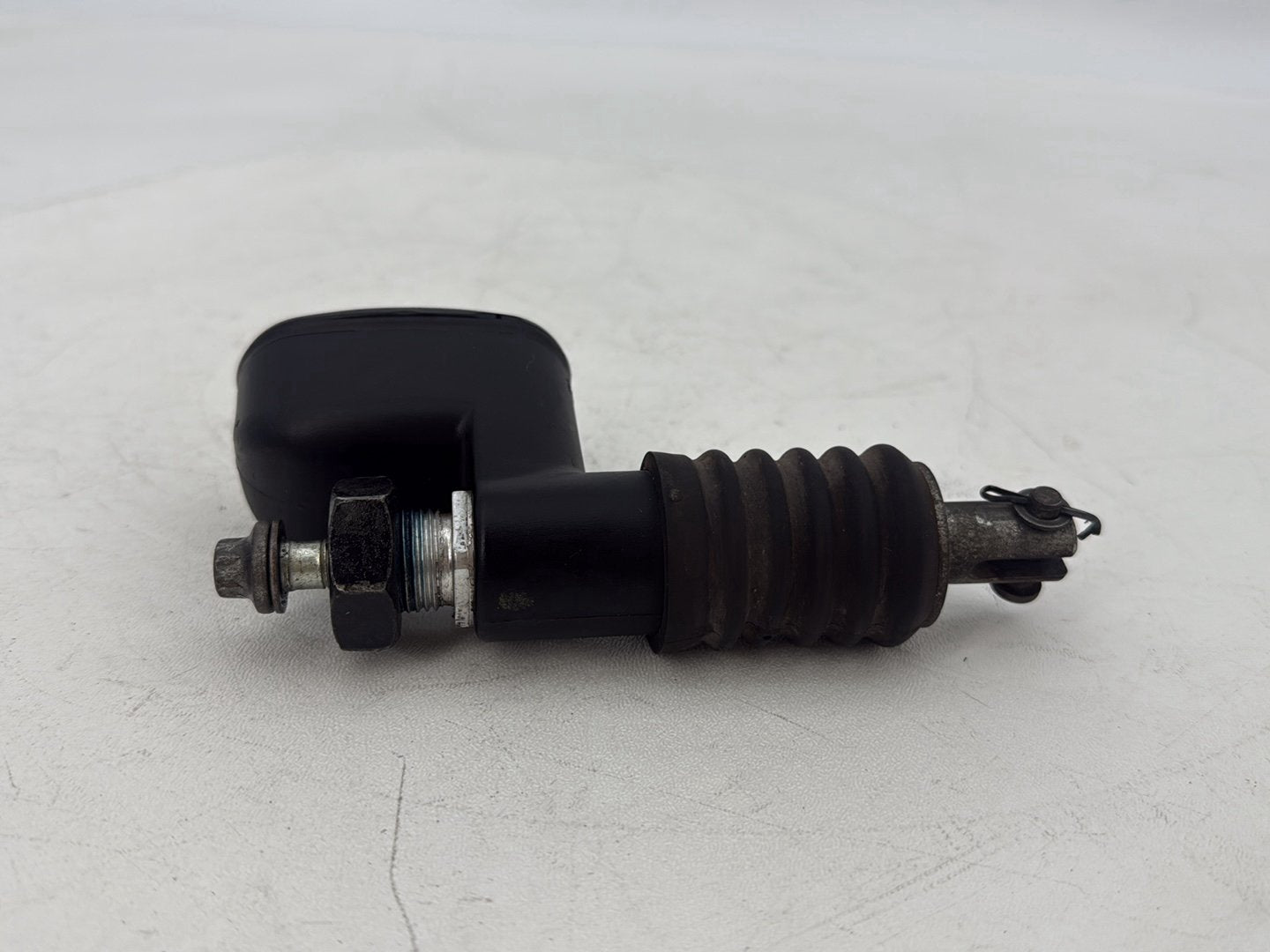 1999 - 2006 Harley-Davidson Touring Electra Glide Rear Brake Master Cylinder Reservoir 41755-99B