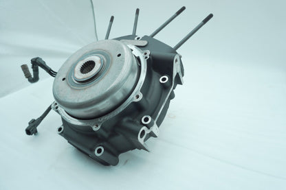 2007 - 2011 Harley-Davidson Touring Electra Glide Crankcase Shaft Engine Motor Cover 24649-06