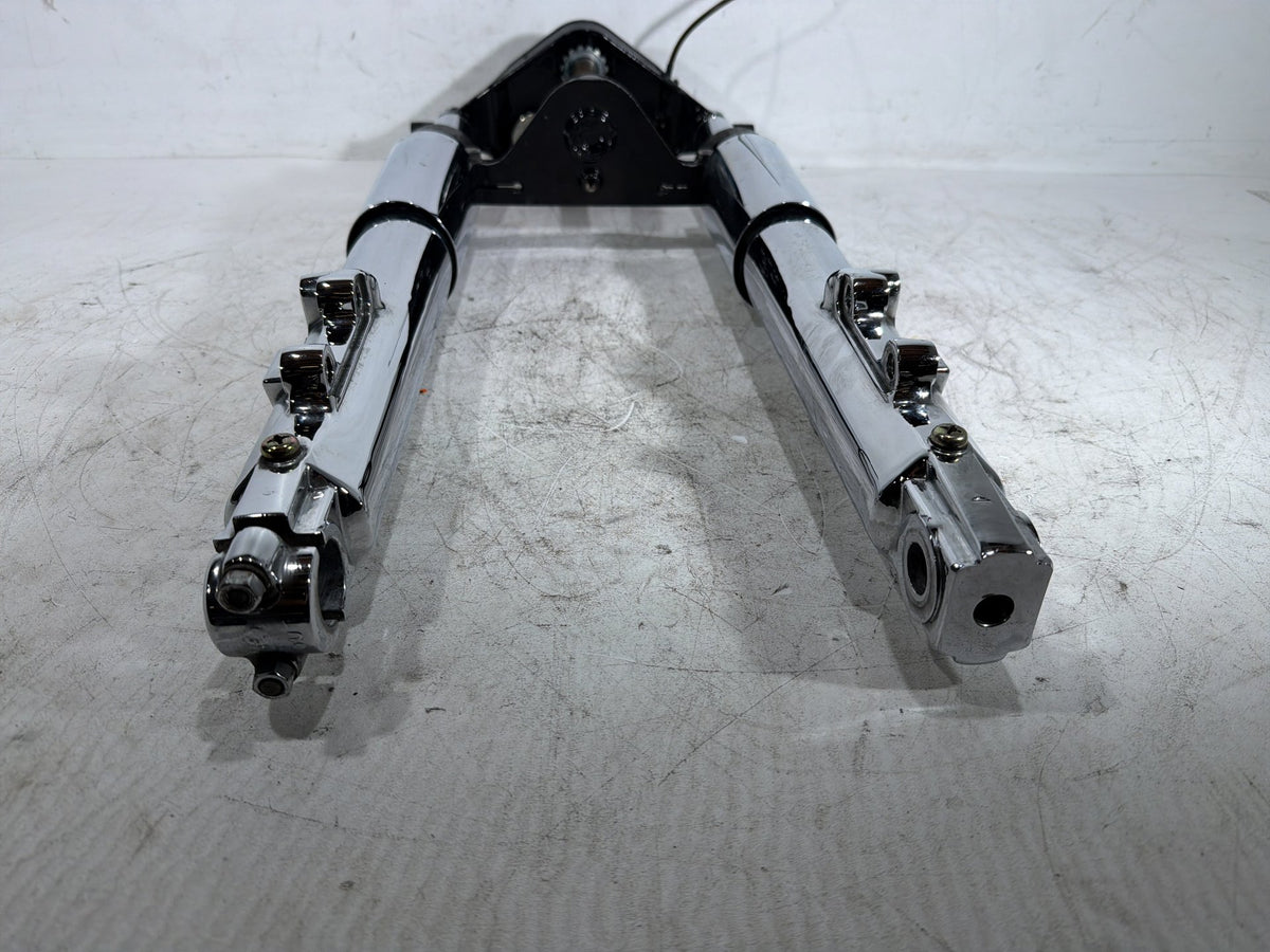 04 Harley Electra Glide CVO Eagle Front Triple Tree Set LH RH Fork Legs Sliders