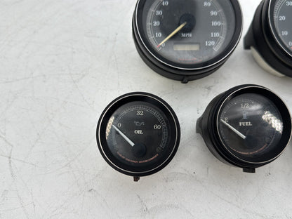 1999 - 2006 Harley-Davidson Touring Electra Glide Classic Air Oil Volt Fuel Tacho Speedo Gauges 60677-94A