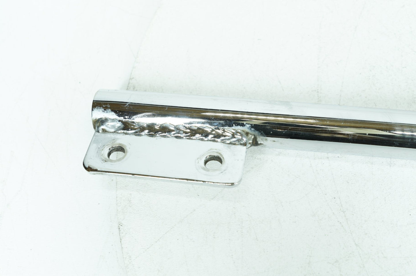 2010 Harley Softail FLSTC Heritage Classic OEM Exhaust Muffler Interconnect Bracket Support Bar