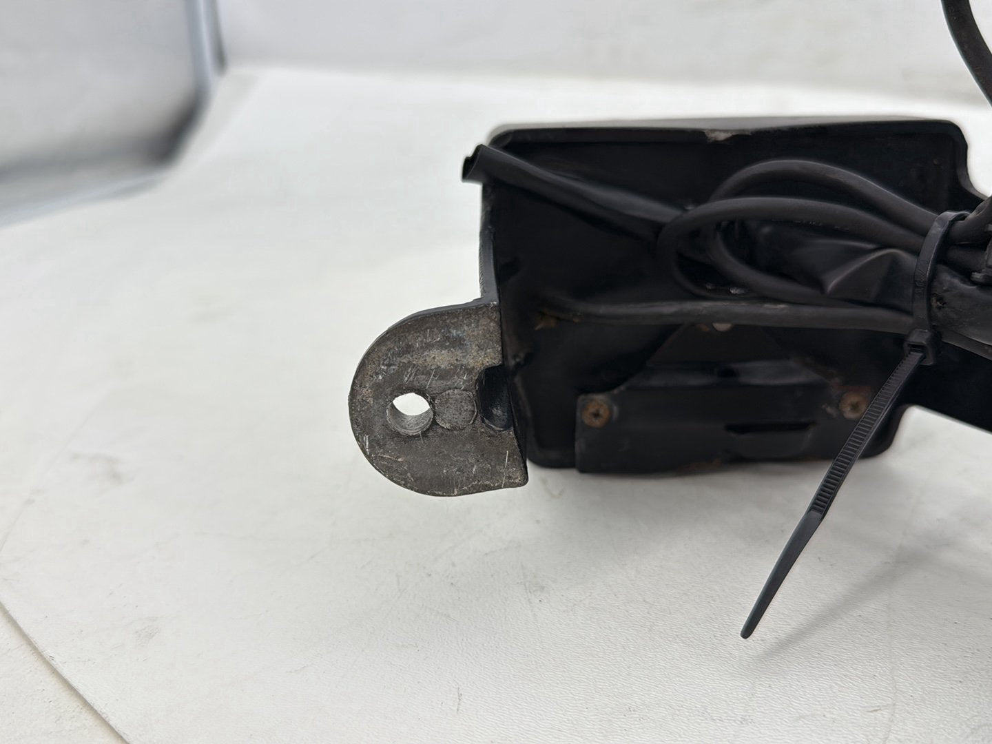 2005 Harley Road Glide Touring FLTRI OEM Voltage Regulator Rectifier