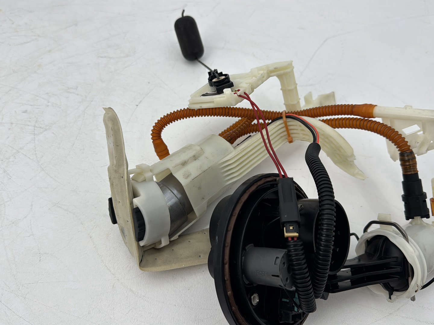 2008 - 2016 Harley-Davidson Touring Electra Glide Ultra Fuel Pump Gas Gasoline Petrol Sending