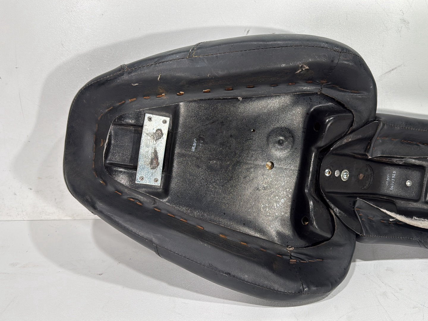 2001 Harley Sportster 883 Hugger XLH883 OEM Passenger Rider Driver Seat Saddle
