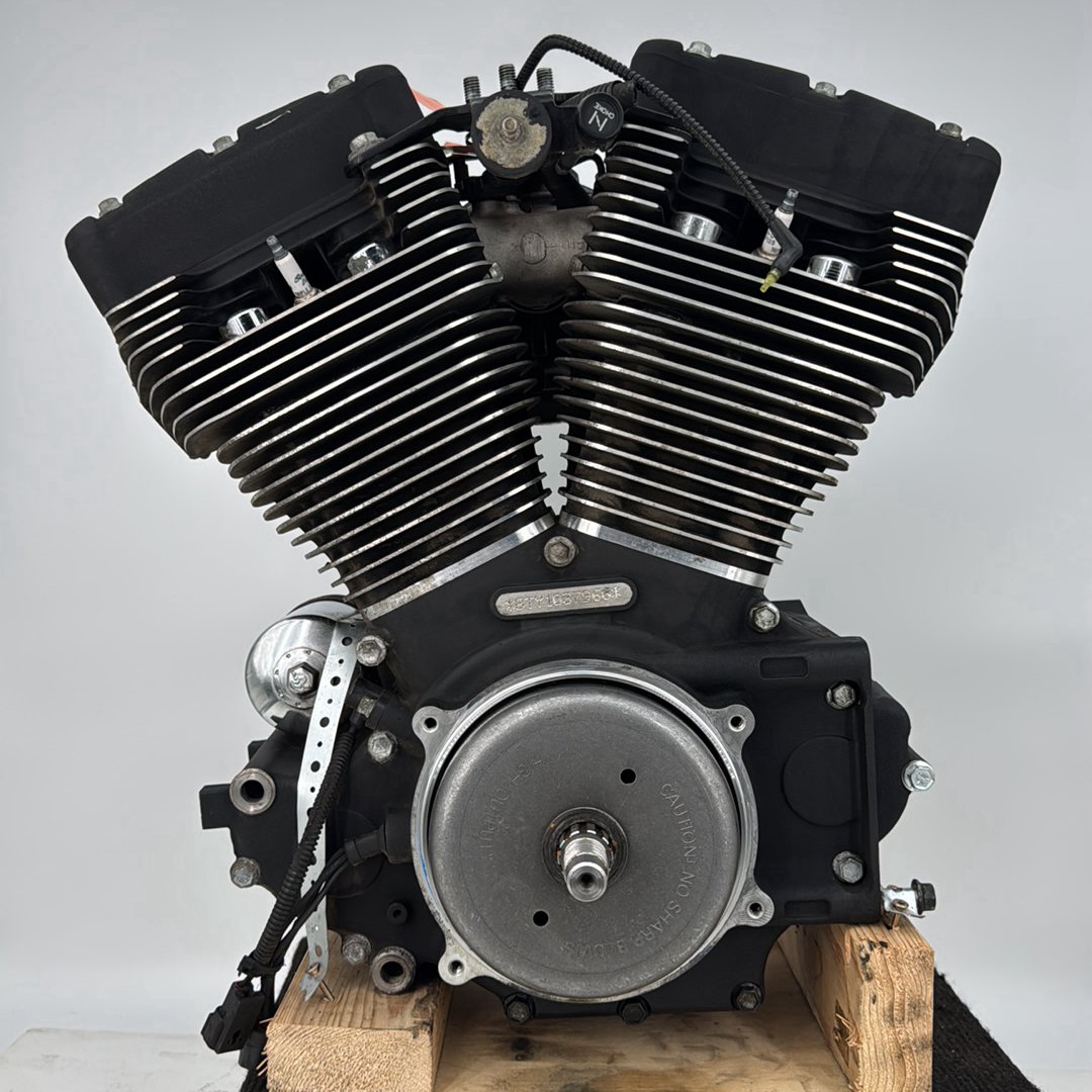1999 - 2006 Harley-Davidson Softail Night Train CARB Twin Cam 88 Engine Motor 16155-01