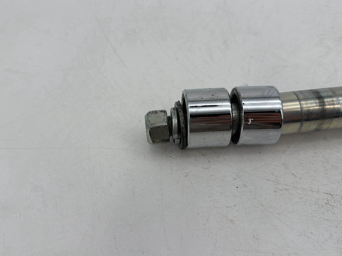 1999 - 2006 Harley-Davidson Touring Road King Classic Front Wheel Axle Bolt Shaft  	43364-00