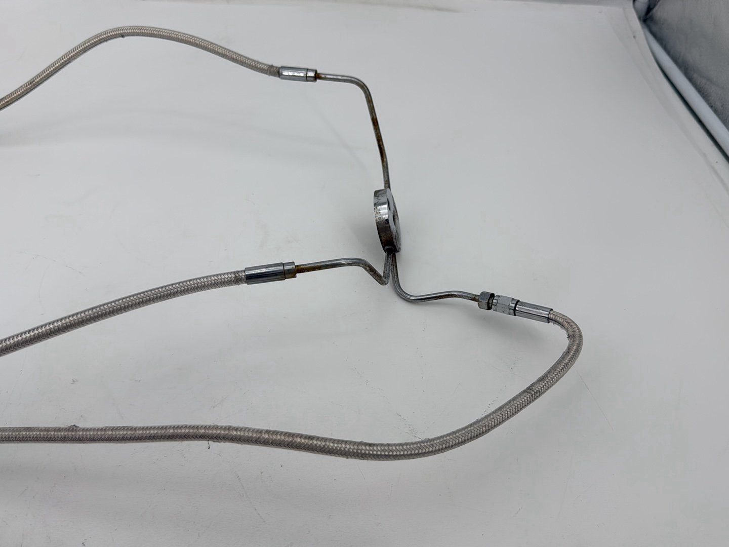 2013 Harley Street Glide Touring FLHX OEM Front Brake Hose Line Pipe NON-abs