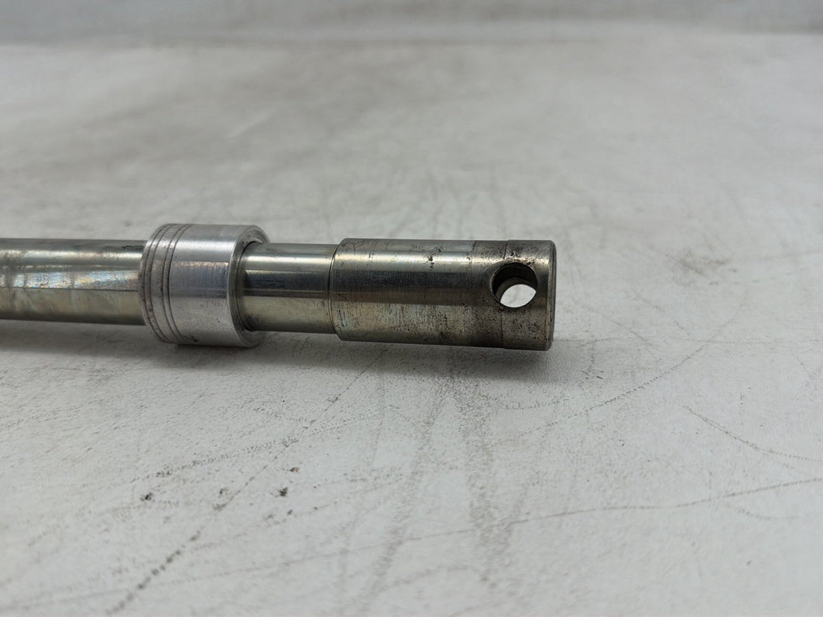 2012 Harley Electra Glide Touring Ultra OEM Front Wheel Axle Bolt Shaft