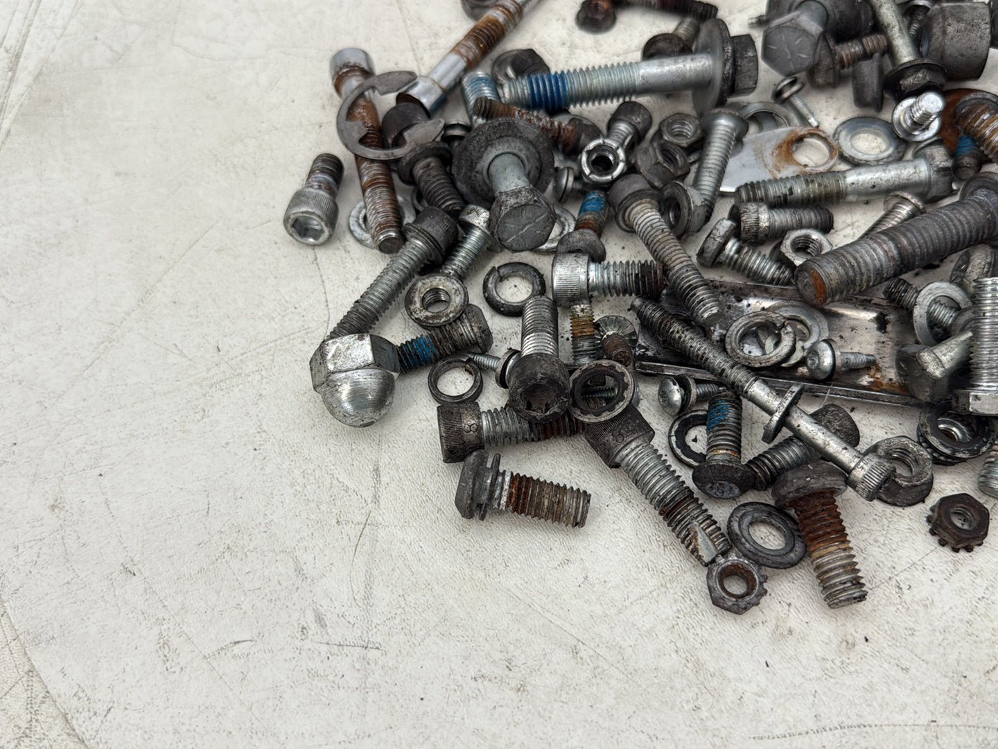 2015 Harley Dyna Low Rider FXDL OEM Hardware Bolts Nuts & Brackets