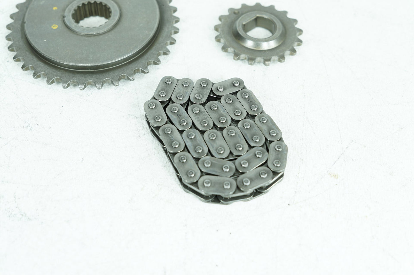 2008 - 2016 Harley-Davidson Dyna Wide Glide Engine Motor Main Primary Chain  	25675-06
