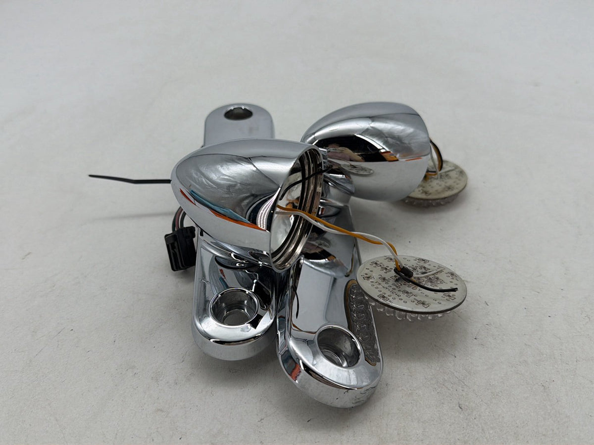 10 Harley Street Glide Touring FLHX OEM Front Left Right Turn Signal Indicators