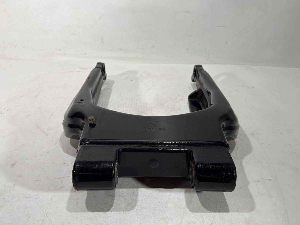 2010 Harley Street Glide Touring FLHX OEM Rear Fork Swingarm Swing Arm 47549-09
