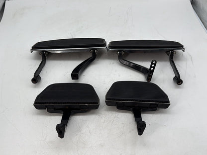2006 Harley Touring FLHTCI Electra Glide Classic OEM Left Right Driver & Pass Floorboard Foot Rest