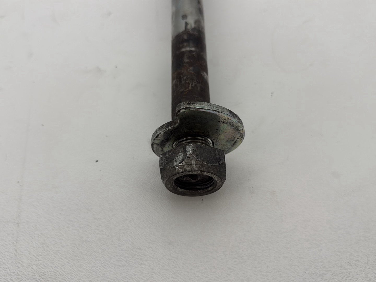 2011 Harley Road King Touring FLHRC Classic OEM Rear Wheel Axle Bolt Shaft