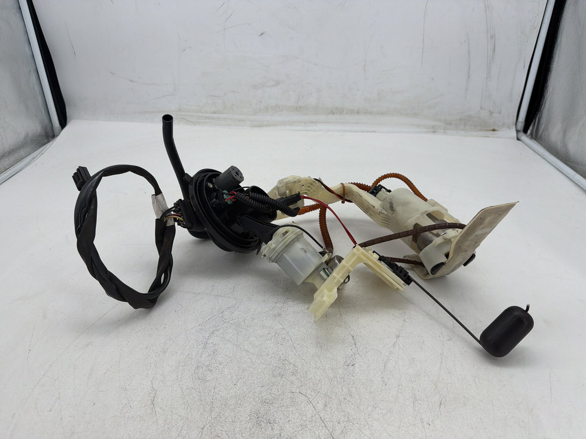 12 Harley Electra Glide Touring Ultra OEM Fuel Pump Gas Gasoline Petrol Sending