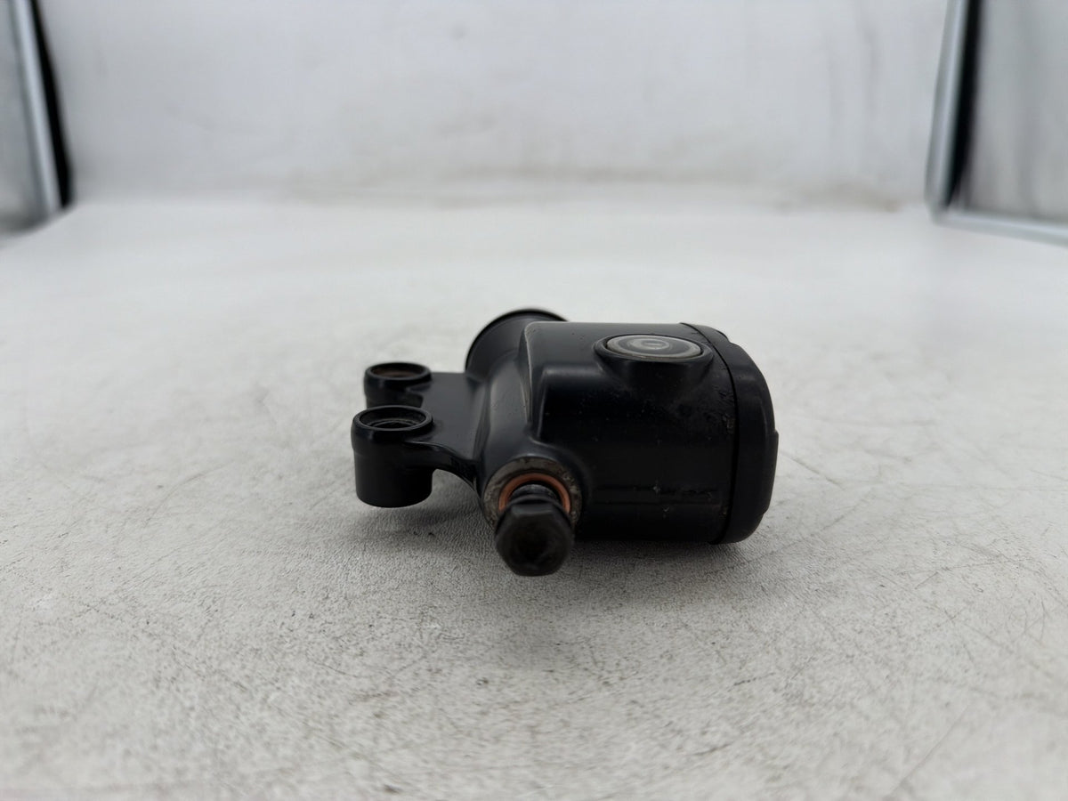 11 Harley Street Glide Touring FLHX-103 OEM Rear Brake Master Cylinder Reservoir