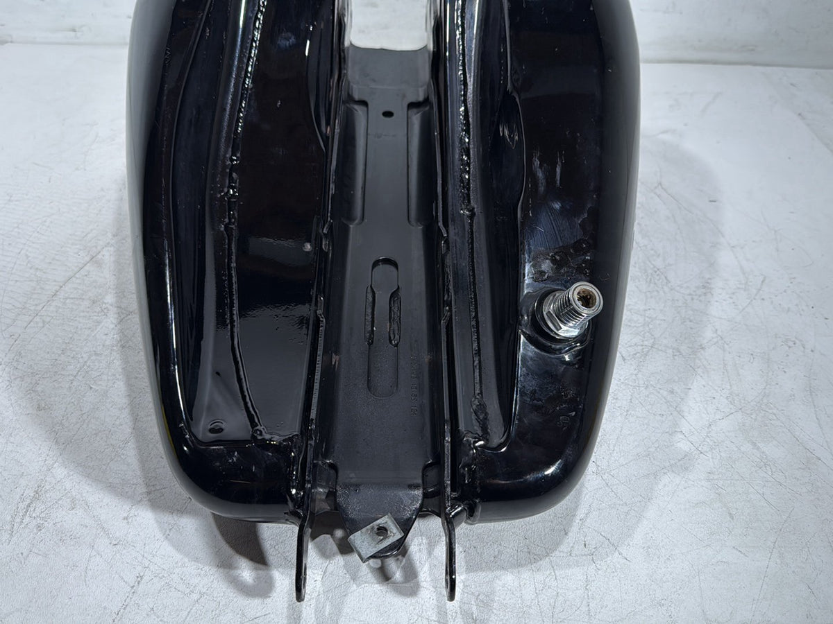2009 Harley Dyna Street Bob FXDB OEM Fuel Gas Tank Gasoline Reservoir
