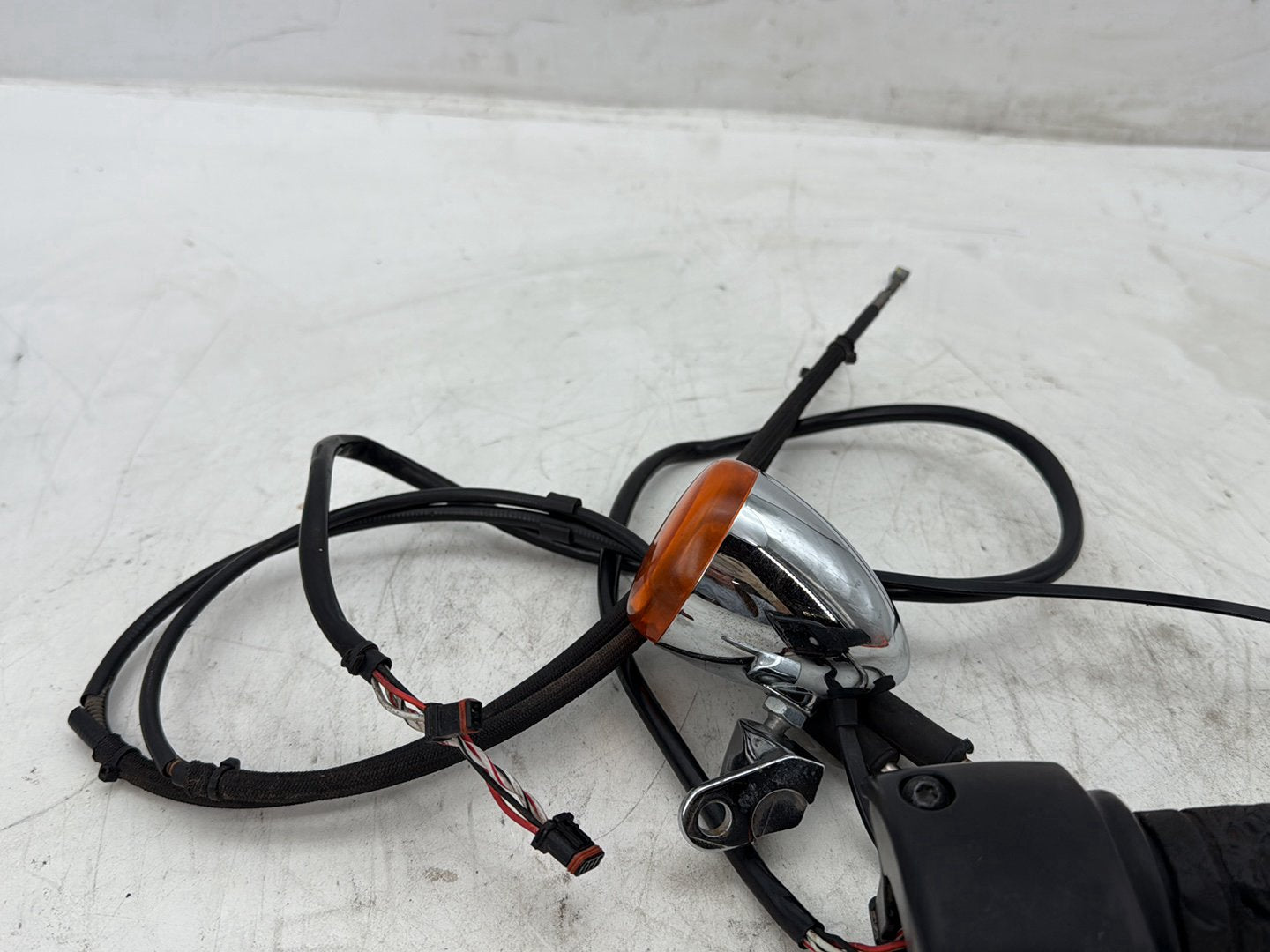 2012 Harley Dyna FXDF Fat Bob OEM Right Engine Start Kill Switches Controls