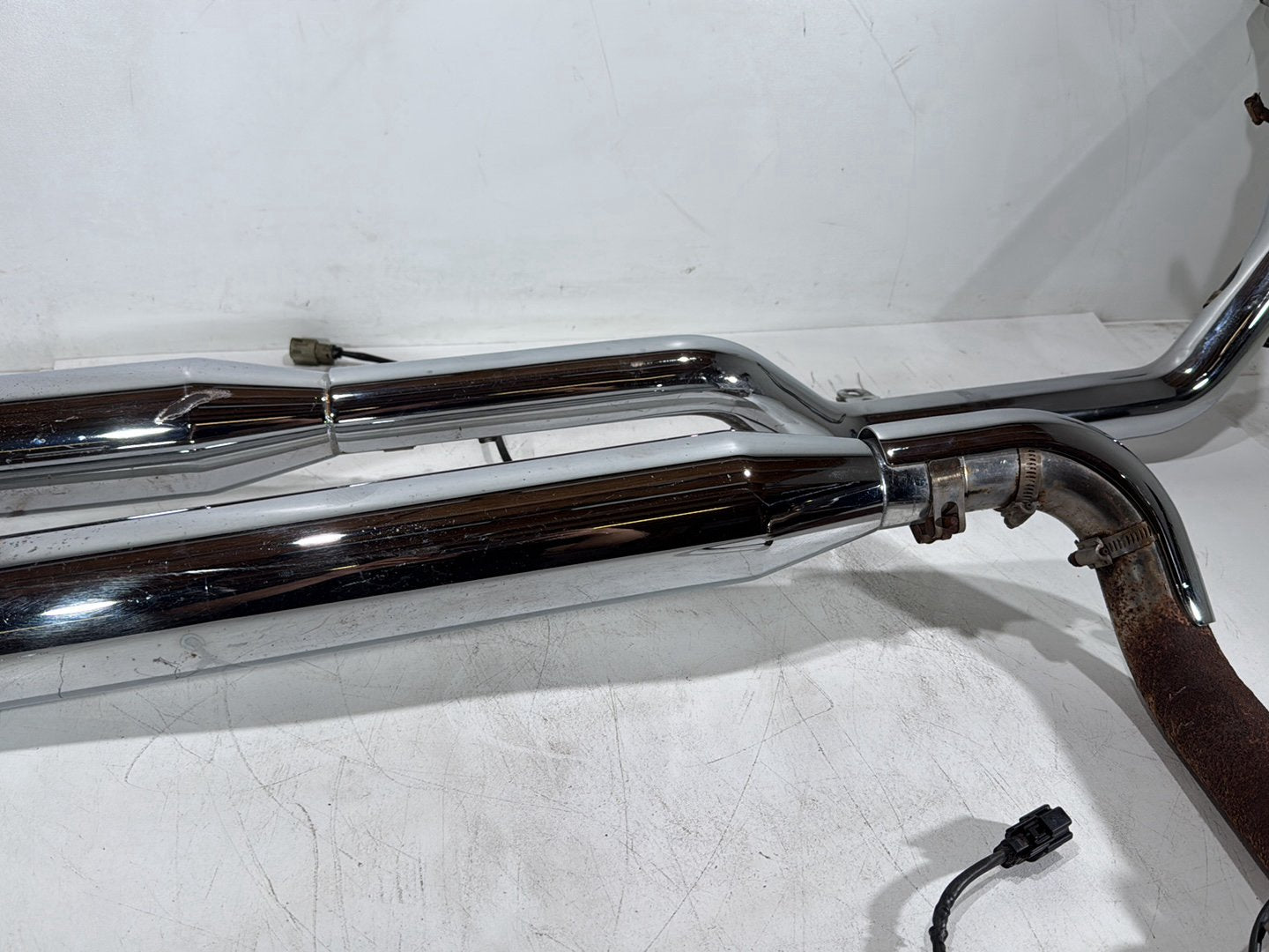 2013 Harley Street Glide Touring FLHX OEM Exhaust Header Pipes Muffler