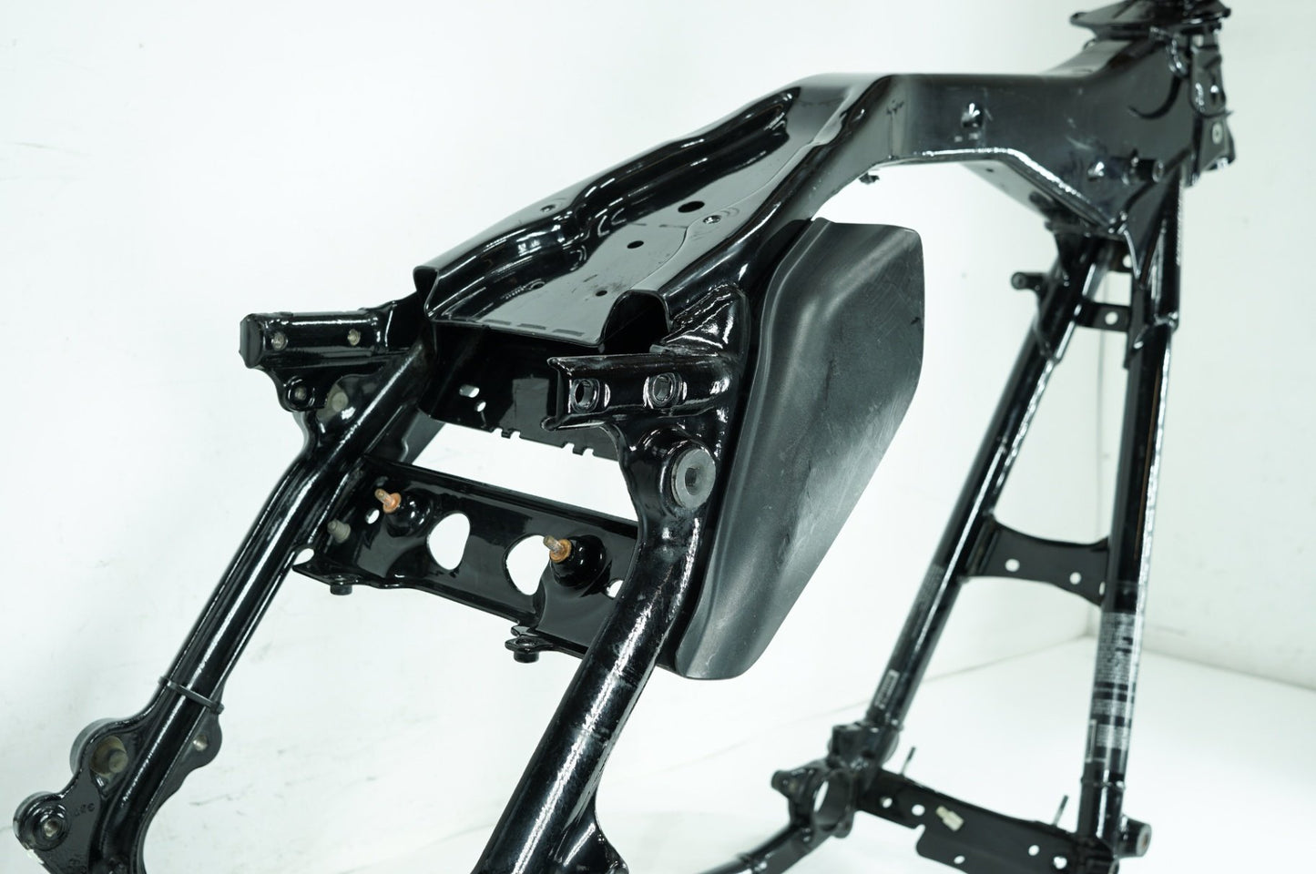 2008 - 2016 Harley-Davidson Touring Electra Glide Ultra Body Main Frame Chassis SLVG 47900-11BHP