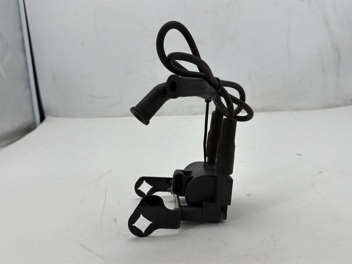 2008 Harley Electra Glide Ultra FLHTCU OEM Ignition Coil Spark Plug Cable