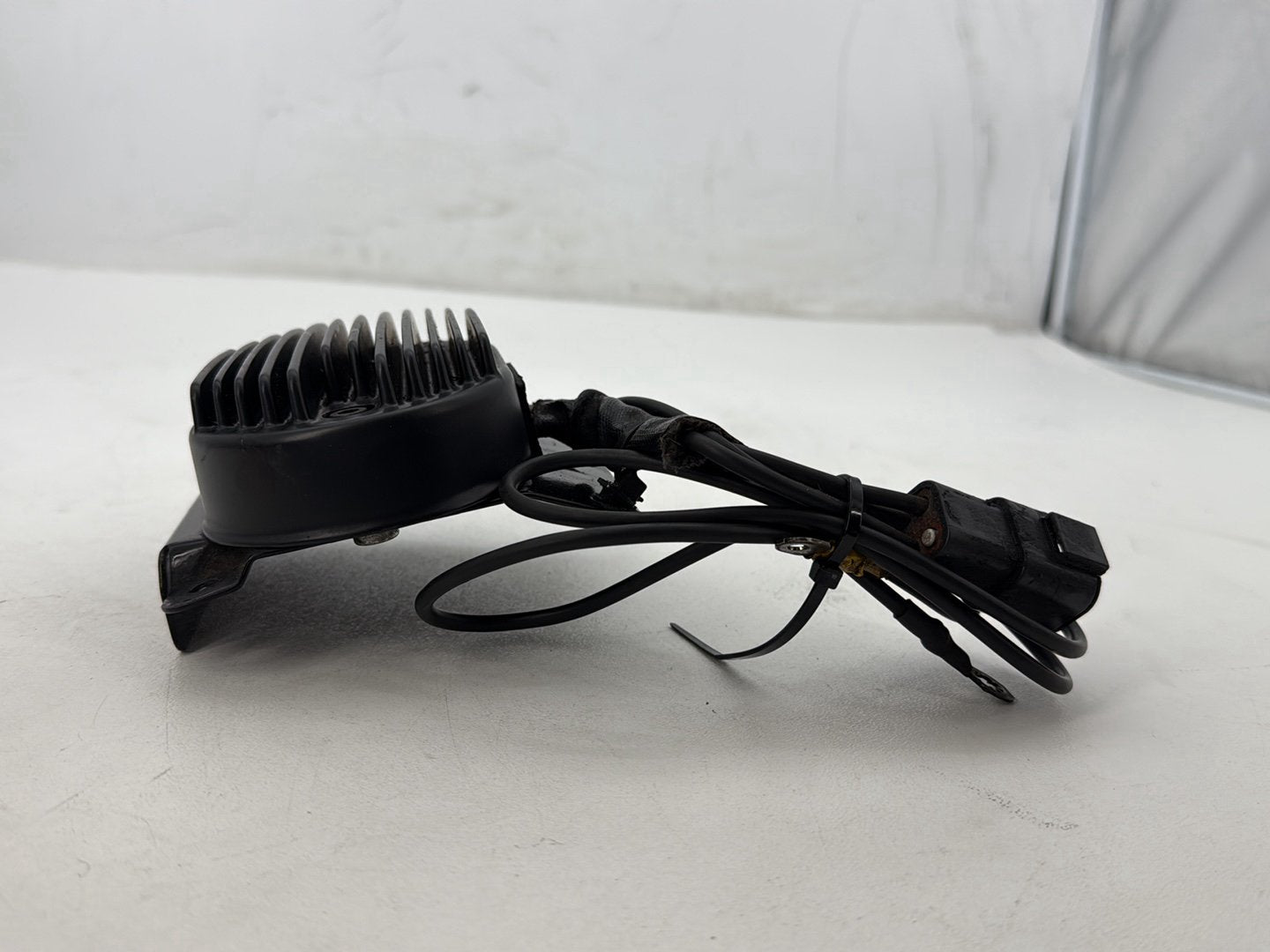 2004 Harley Softail FLSTC Heritage Classic OEM Voltage Regulator Rectifier