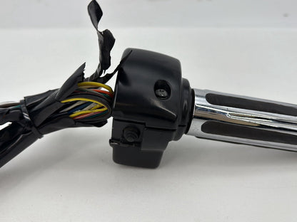 2007 - 2011 Harley-Davidson Touring Street Glide Left Turn Signal Headlight Switches Controls 71567-96