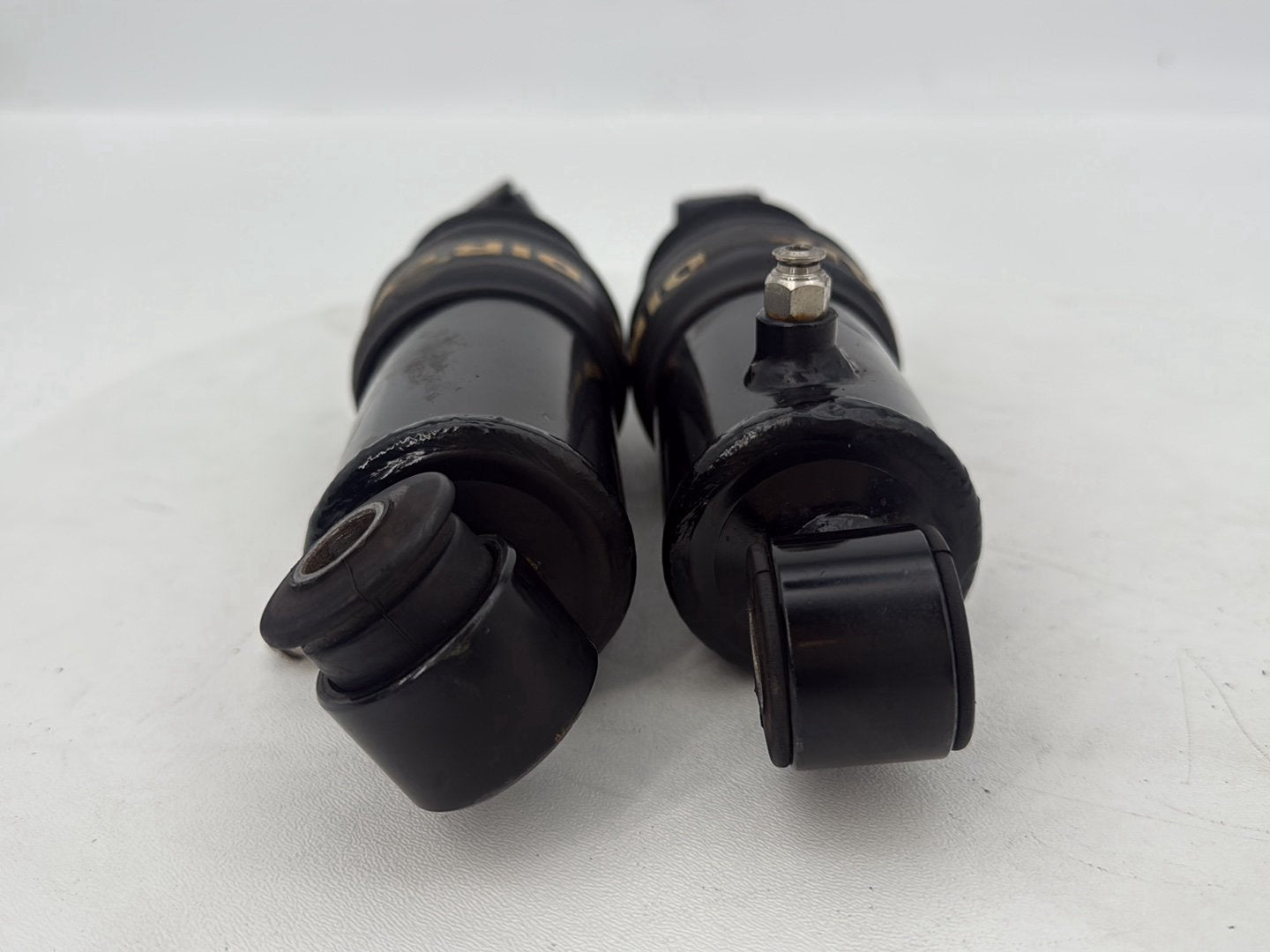 2019 - 2023 Harley-Davidson Touring Road King Special Rear Left Right Shock Absorbers Dirty Air