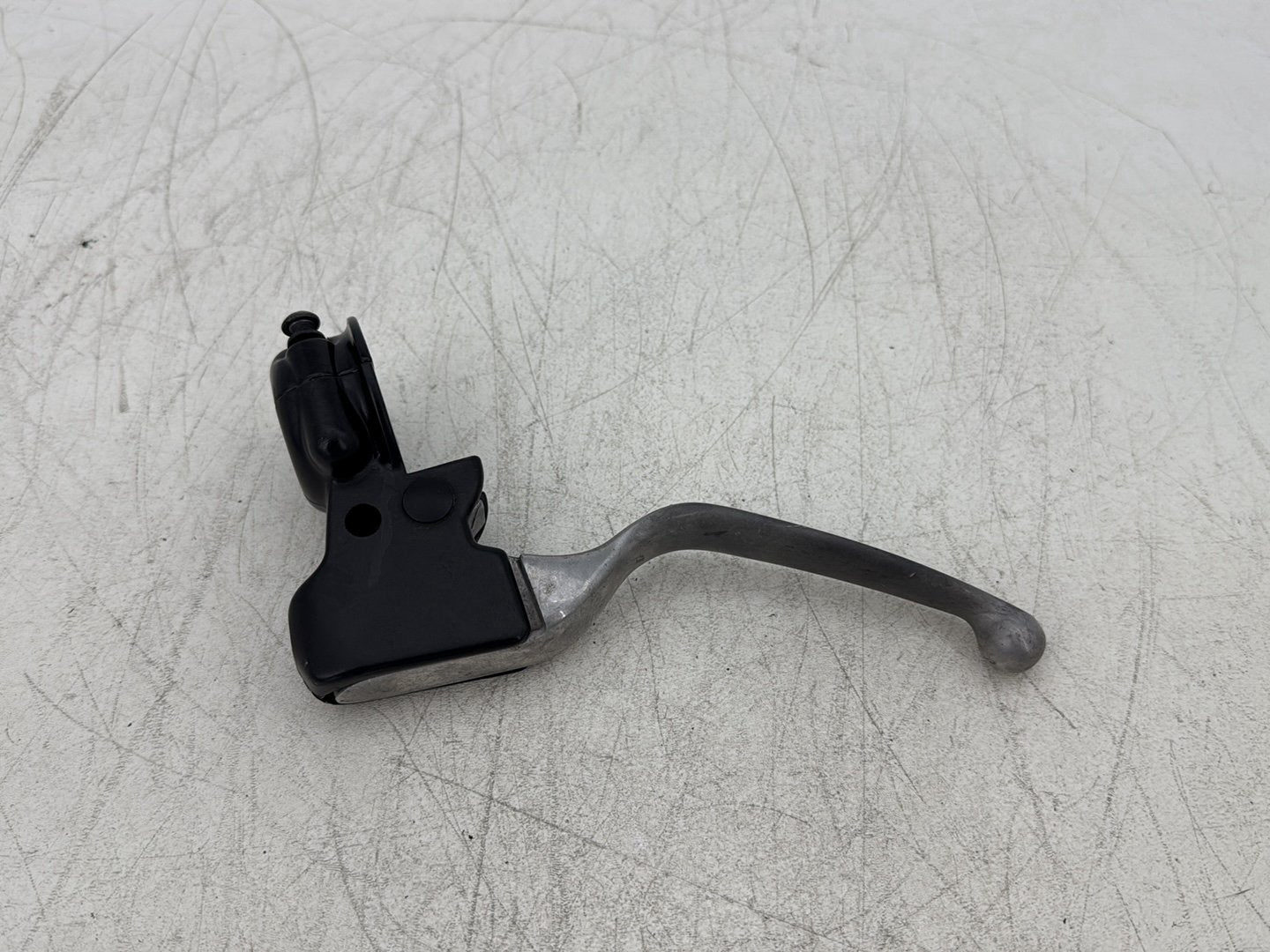 2011 Harley Street Glide Touring FLHX OEM Front Left Hand Clutch Control Lever