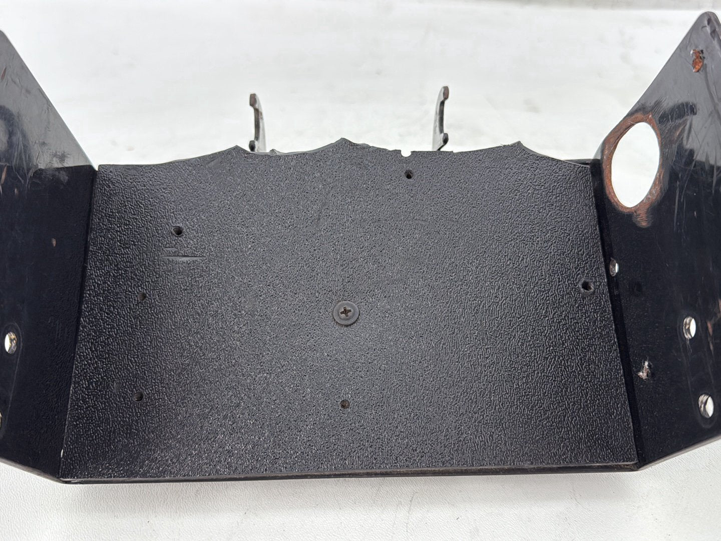 2005 Harley Road Glide Touring FLTRI OEM Inner Fairing Mount Support Bracket