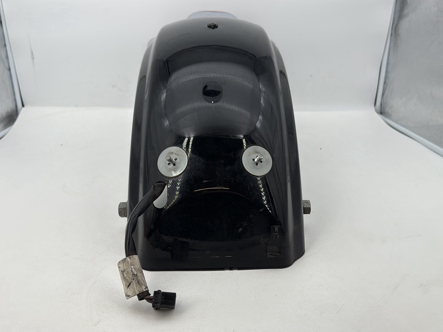 2007 - 2011 Harley-Davidson Touring Street Glide Rear Wheel Fender & Turn Signals Bar 59731-09