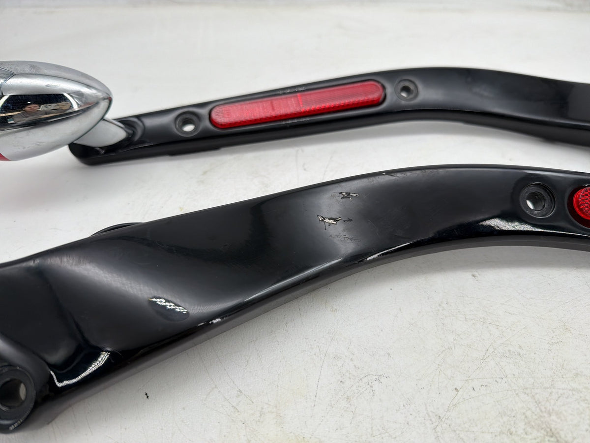 2020 Harley Softail Standard FXST OEM Rear Left Right Fender Struts Bracket & Turn Signal