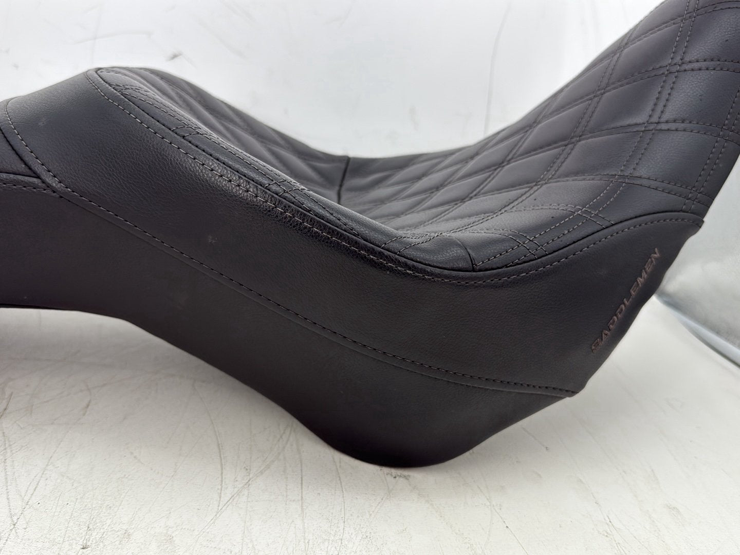 2011 Harley Softail FLSTFB Fat Boy OEM Passenger Rider Driver Seat Saddle