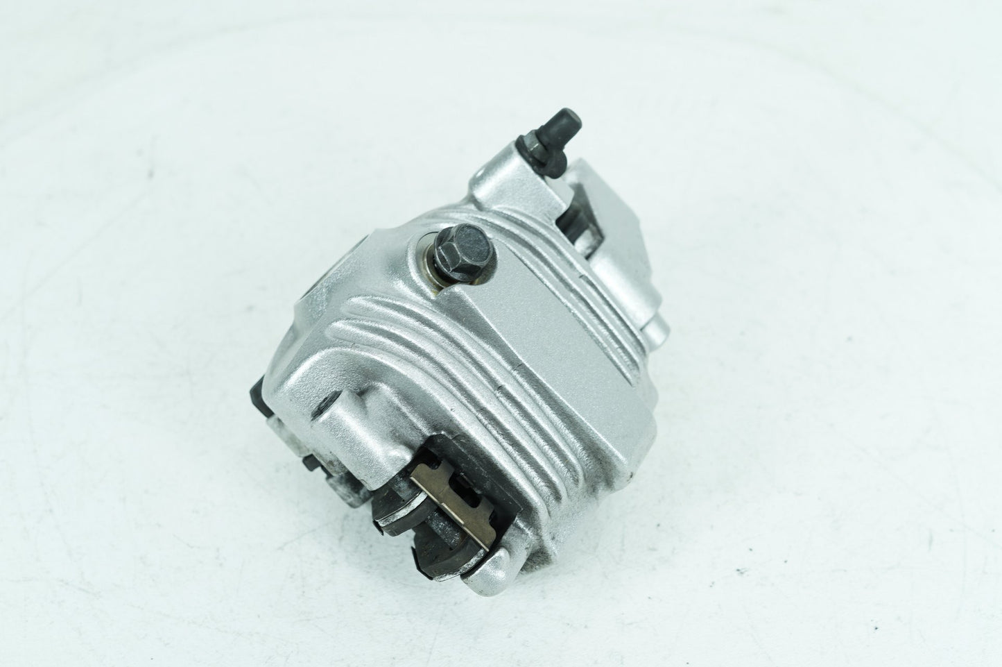 2004 - 2013 Harley-Davidson Sportster Low Front Left 1 Brake Caliper 42879-10