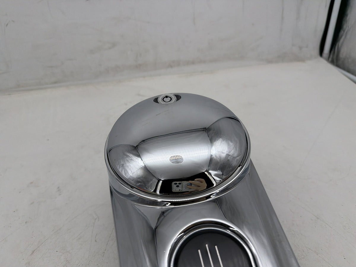 2010 Harley Street Glide Touring FLHX OEM Fuel Gas Tank Dash Console NOKey