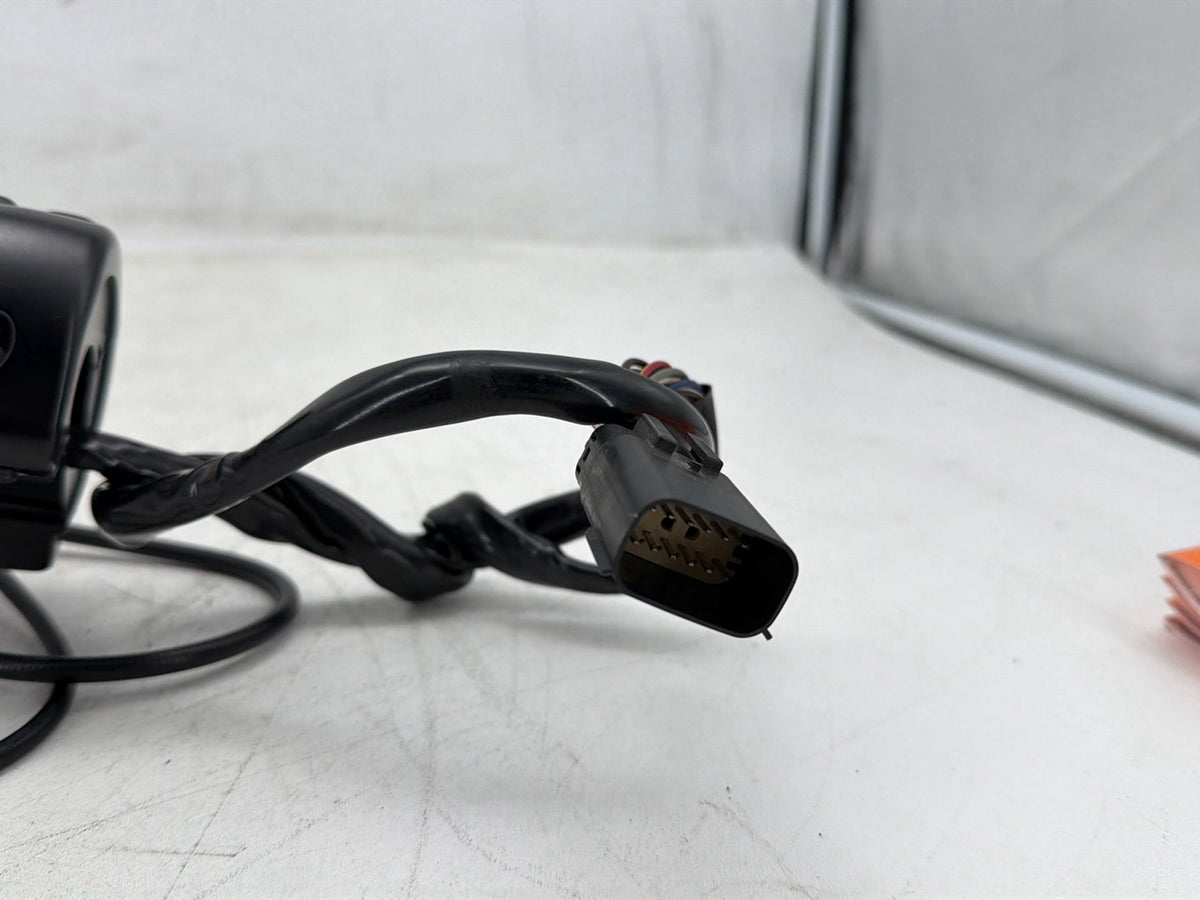 2007 Harley Electra Glide Touring OEM Right Engine Start Kill Switches Controls