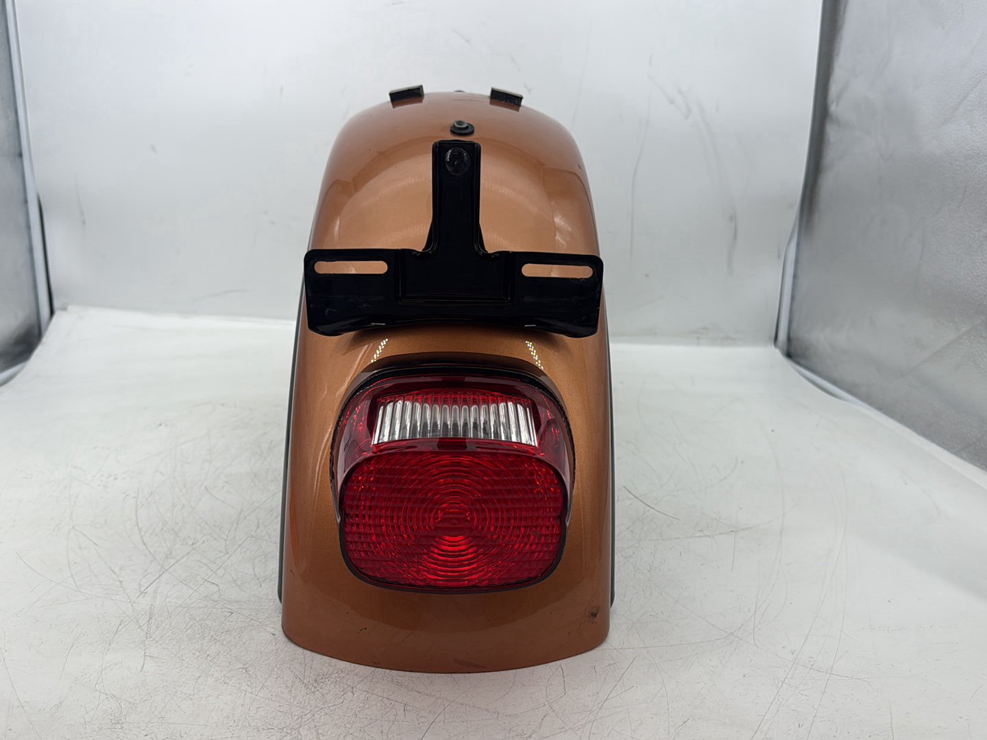 2008 Harley Dyna FXDL Low Rider Anniversary OEM Rear Wheel Fender Taillight Brake Lamp