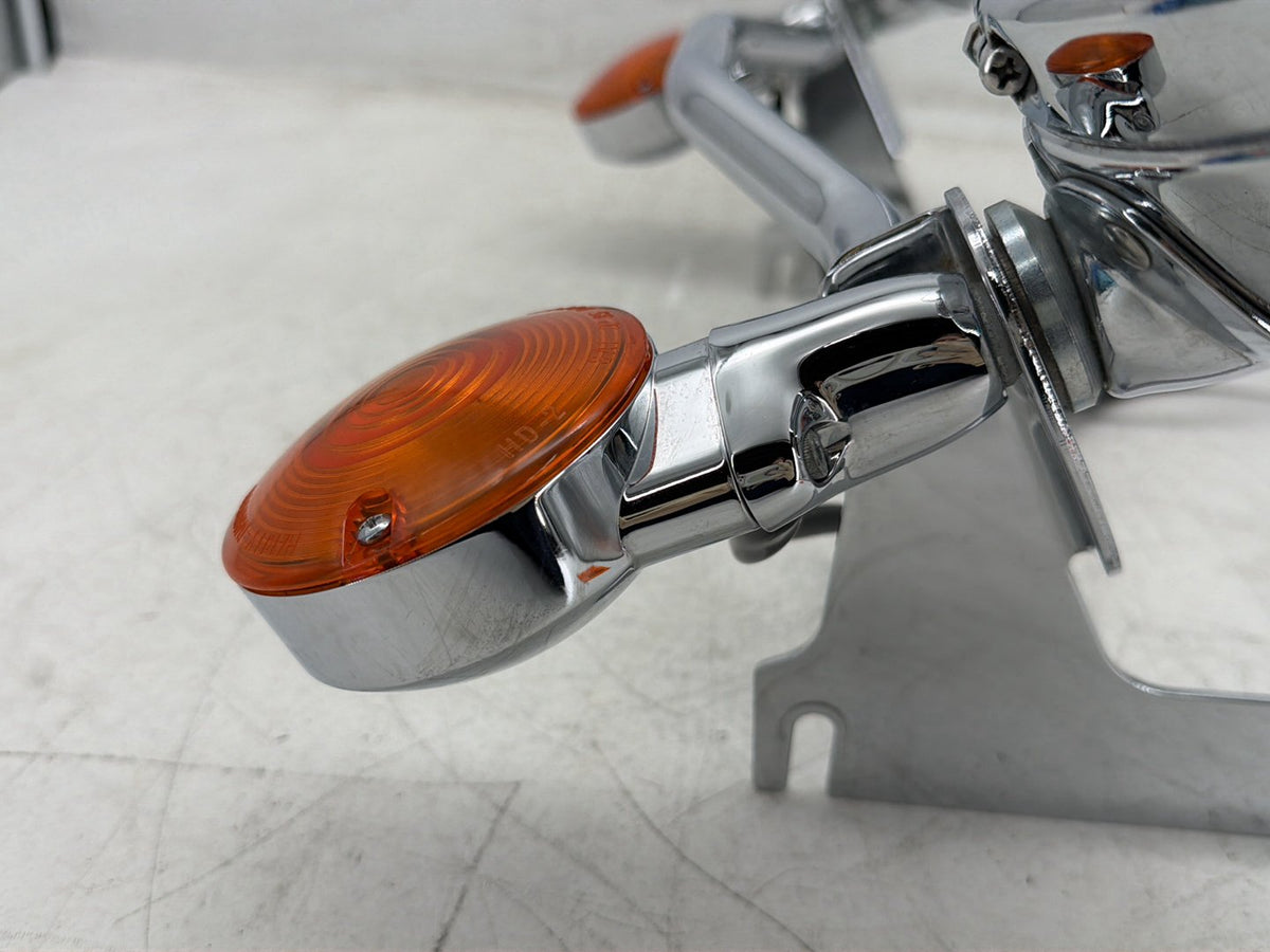 2011 Harley Electra Glide Touring Ultra OEM Front Turn Signal Indicators Aux Light Bar
