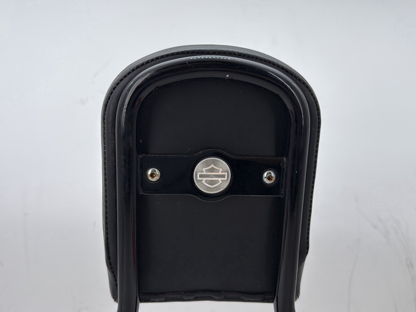 2012 Harley Dyna FXDF Fat Bob OEM Rear Sissy Bar w/ Backrest Cushion Pad