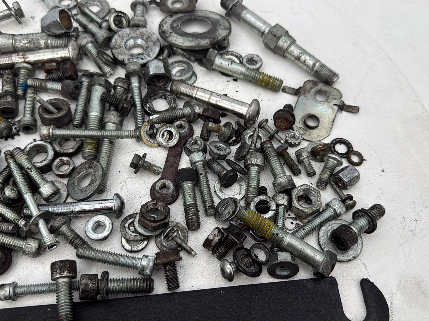 1999 - 2006 Harley-Davidson Dyna Super Glide Hardware Bolts Nuts & Brackets
