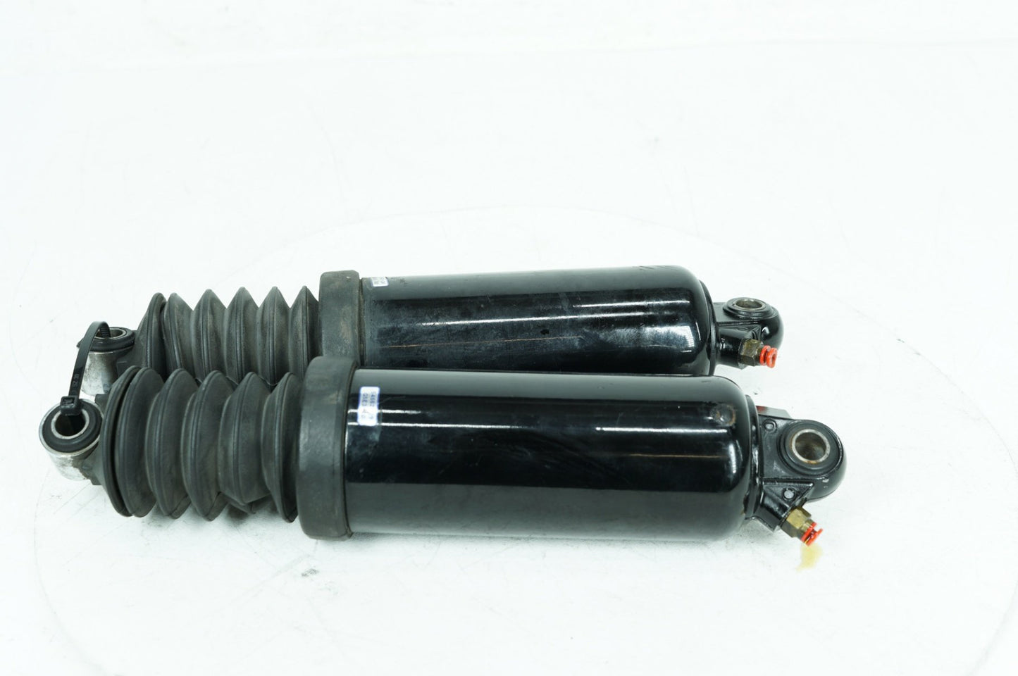 1999 - 2006 Harley-Davidson Touring Electra Glide Ultra Rear Left Right Shock Absorbers 54662-09