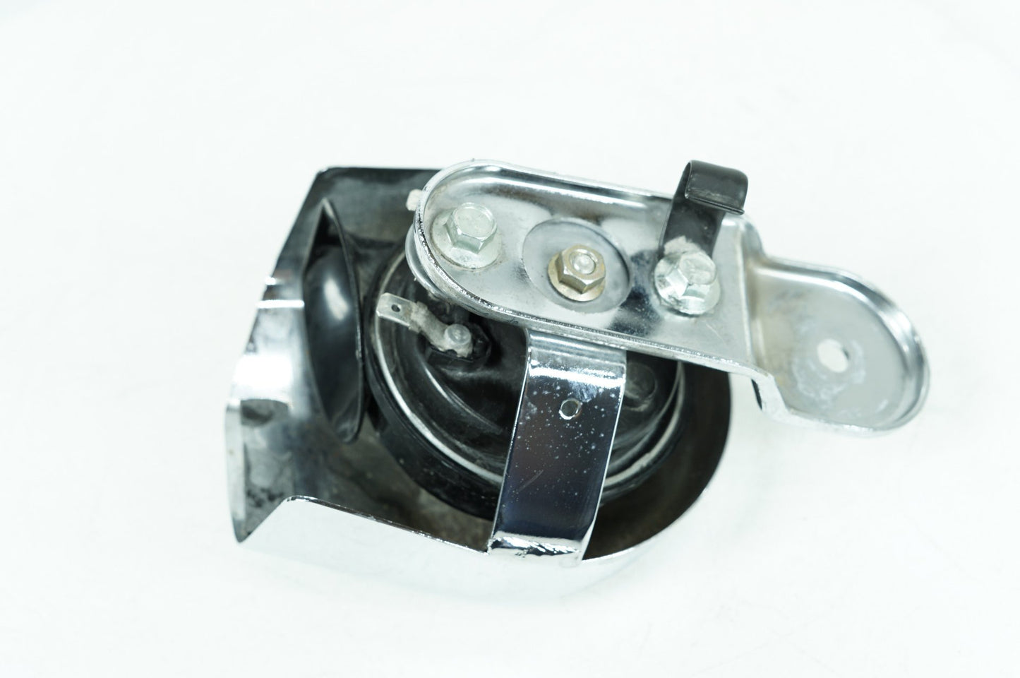 2002 Harley-Davidson Touring FLHRCI - Horn Signal Klaxon Chrome Cover PN: 69012-93A