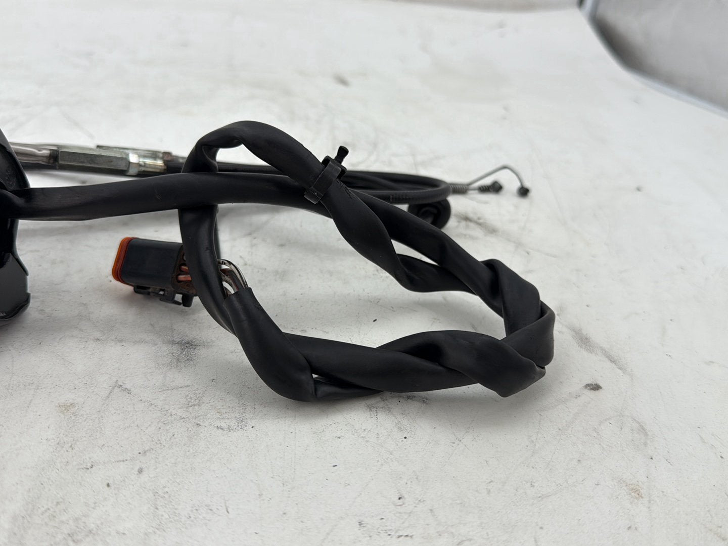 2002 Harley Heritage Softail Classic FLSTC OEM Right Engine Start Kill Switches Controls