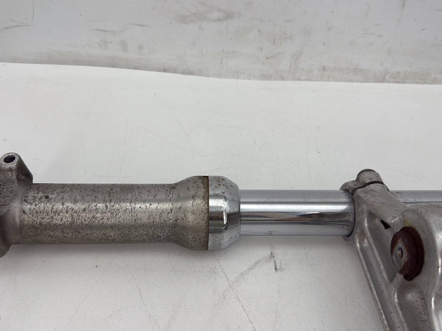 2009 Harley Sportster 883 Low XL883L OEM Front Triple Tree Set & LH RH Fork Legs Sliders