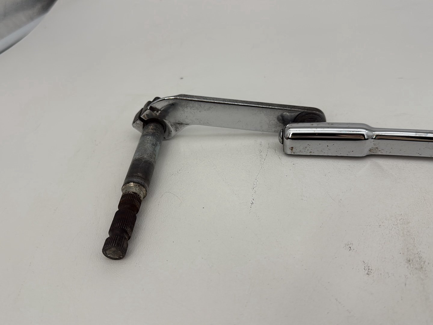 2007 - 2011 Harley-Davidson Touring Street Glide Gear Shifter Lever w/ Rod linkage 	33718-82B