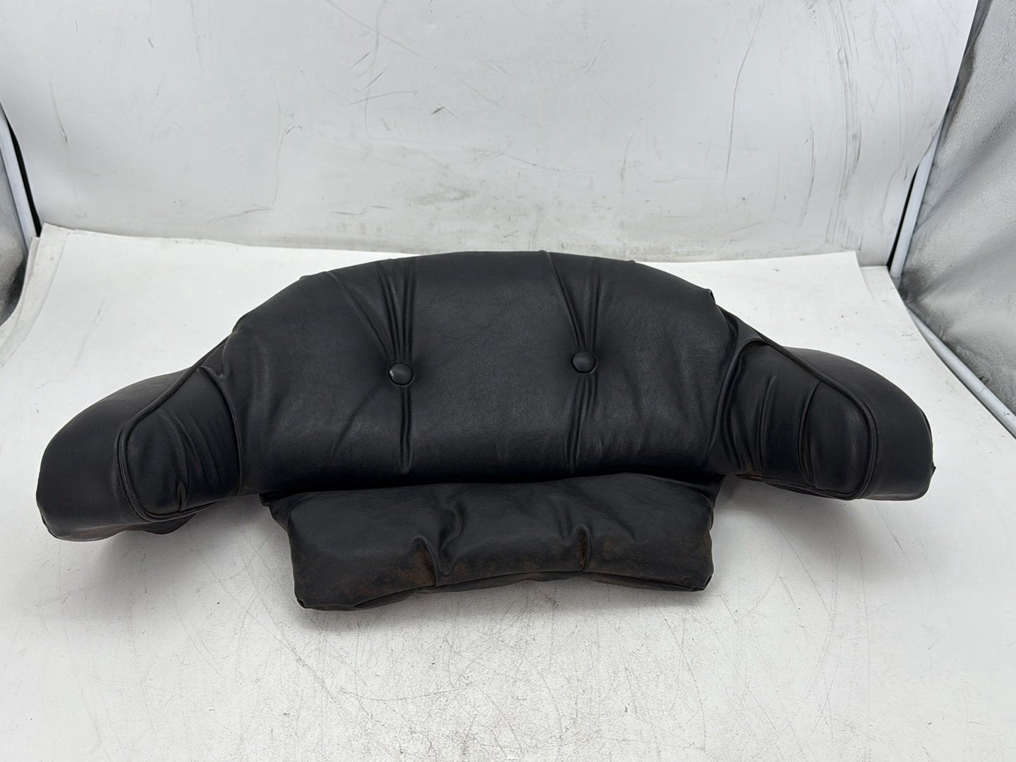 1996 Harley Electra Glide Touring FLHT OEM Rear Passenger Backrest Cushion Pad